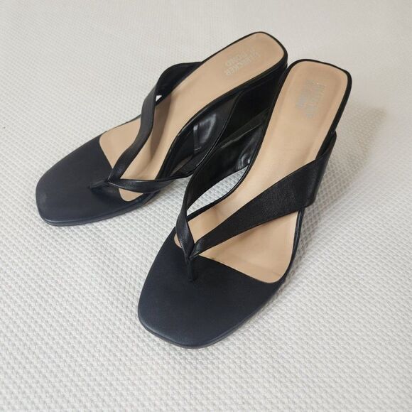 Bleecker and Bond Zetta Wedge Sandal Womens Size 8 Black Leather - Picture 2 of 13